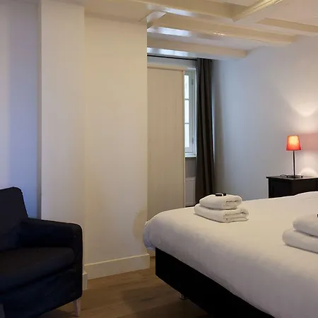 Hotel Short Group Harbour Serviced 3*